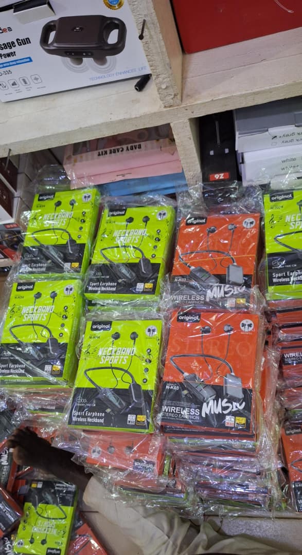 Écouteurs Sans Fil à Tour de Cou N-K03